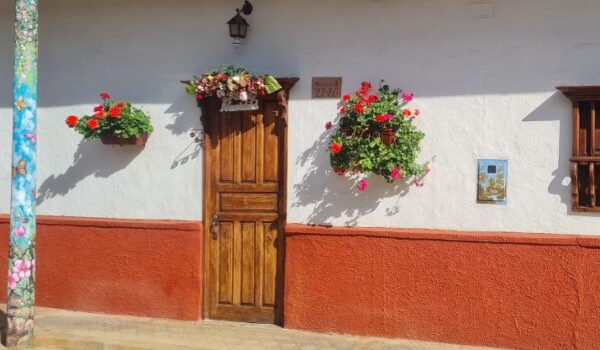 Street art eléctrico en Zapatoca